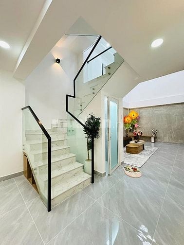 Bán nhà 58,8m2 ngay Hồ Văn Huê, Phú Nhuận giá 3tỷ450. Nhà 3 tầng 4PN