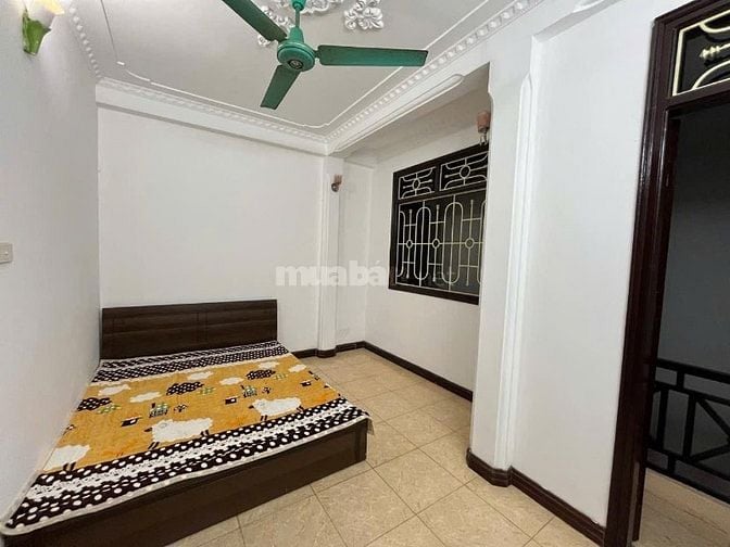 Hiếm Kim Giang 5 tầng dân xây, rất gần phố, sổ nở hậu