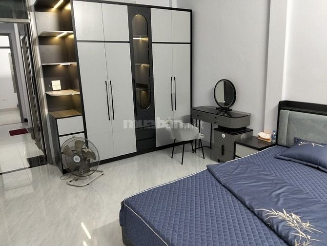 Bán nhà phố Kim Đông P/Lô gần Hồ thang máy, 52m2, 5t, mt 4m, ở ngay.