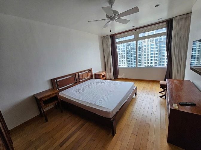 Bán căn góc Cao Ốc B Ngô Gia Tự Q.10. DT 75m2 2pn, giá 3,22 tỷ