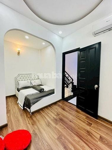 Hàng siêu hiếm khu sân bay DT 42m2, giá 2.5 tỷ Yên Thế, P.2, Tân Bình.