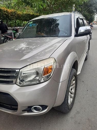 bán xe everest AT 2015 xe chính chủ
