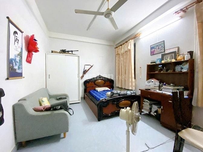 Nhà 1T2L đường Trường Sa, Q3. Ngay THCS Đoàn Thị Điển - 3,040 tỷ