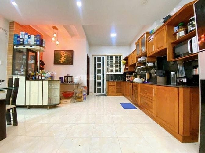 Nhà 1T2L đường Trường Sa, Q3. Ngay THCS Đoàn Thị Điển - 3,040 tỷ