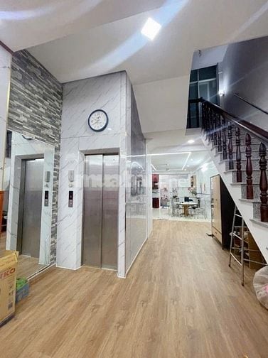 Nhà mặt tiền khu tên lửa DT: 4.1 x 25m 4Tấm có thang máy giá 12.8tỷ TL