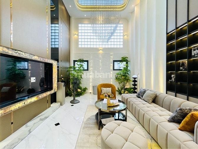 Hàng ngộp bán gấp nhà 52m2,giá 2 tỷ 550 triệu Lê Lai, Phường 3, Gò Vấp