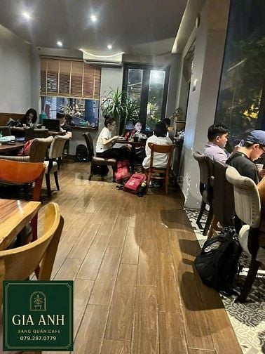 🔥 Sang quán cafe góc 2MT gần Phan Xích Long – 4 tầng, KD ngay