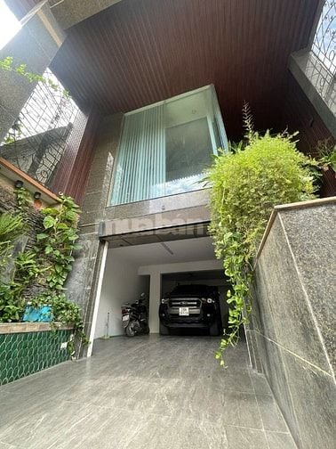 Bán tòa Văn Phòng ngõ 565 đường bát khối diện tích 132m2 x 7 tầng, mặt