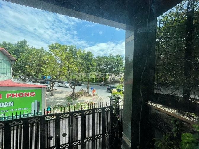 Bán tòa Văn Phòng ngõ 565 đường bát khối diện tích 132m2 x 7 tầng, mặt