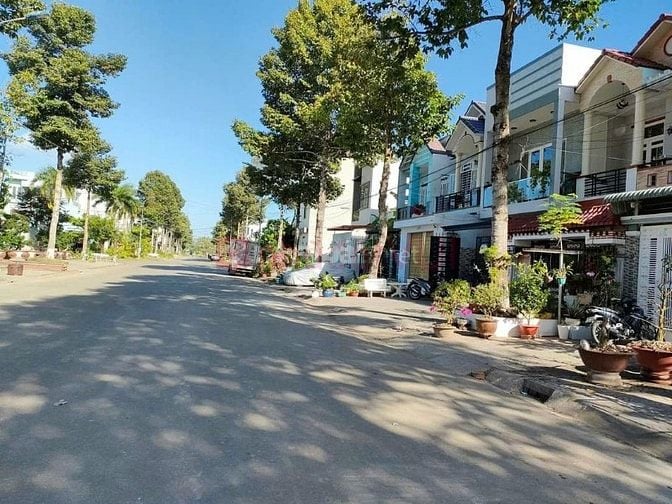MẶT TIỀN ĐƯỜNG SỐ LIỀN KỀ QUỐC LỘ 1A GIÁ CỰC KỲ TỐT 3TỶ6 HÀNG HIẾM Q12