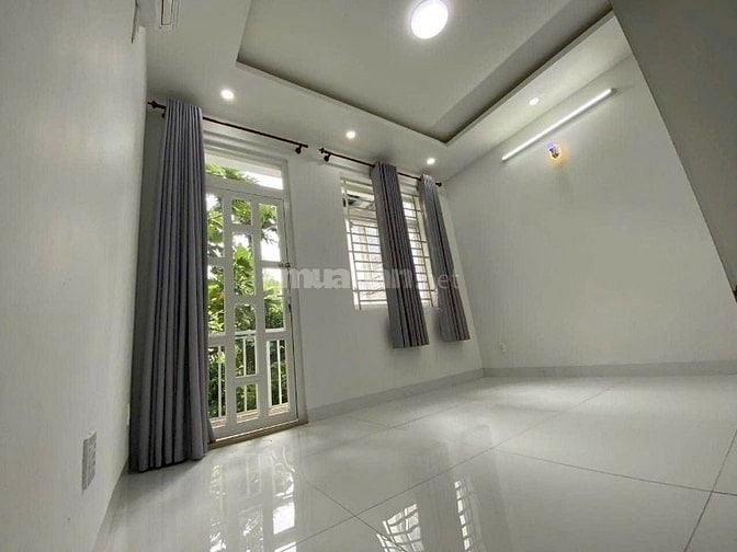 Nhà 60m² Chu Văn An gần Trường Cán Bộ. Xây 1 trệt 3 lầu, giá 3 tỷ 350.