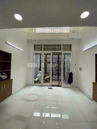 Nhà 60m² Chu Văn An gần Trường Cán Bộ. Xây 1 trệt 3 lầu, giá 3 tỷ 350.