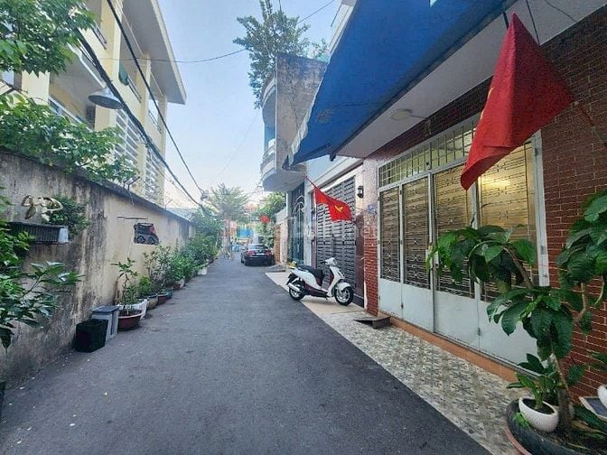 Nhà 60m² Chu Văn An gần Trường Cán Bộ. Xây 1 trệt 3 lầu, giá 3 tỷ 350.