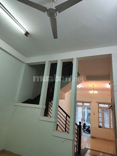 Chính chủ cho thuê lâu dài nhà 1 trệt 1 lầu 175m2 làm văn phòng, nhà ở