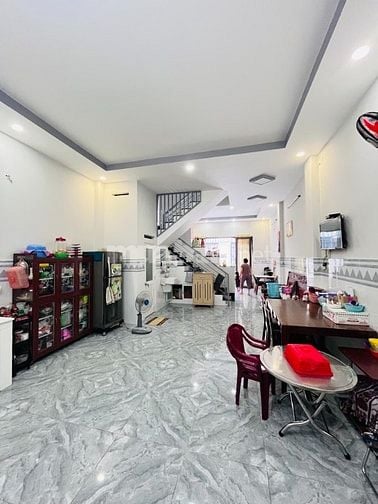 BÁN NR 67M2, 3 TẦNG 4,PN ,TÂN HOÀ ĐÔNG, QUẬN 6, GIÁ 6,4 TỶ (TL)
