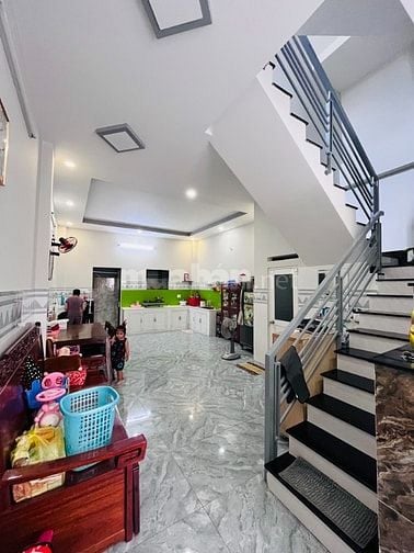 BÁN NR 67M2, 3 TẦNG 4,PN ,TÂN HOÀ ĐÔNG, QUẬN 6, GIÁ 6,4 TỶ (TL)