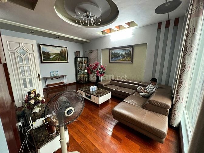 CC cần bán nhà phố Hạ Yên Quyết,Cầu Giấy 67 m2 x 5 t mt 7 m giá 23 tỷ