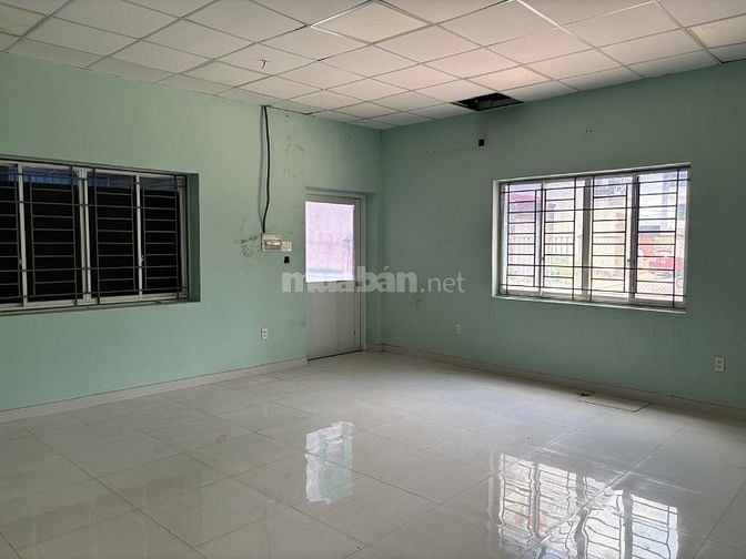 Cho thuê kho xưởng 700m2 Liên Phường, Phú Hữu, Quận 9