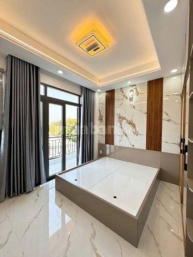 NHÀ BÌNH TÂN (4M x 13M) NGAY KHU Y TẾ KỸ THUẬT CAO. TẶNG FULL NỘI THẤT