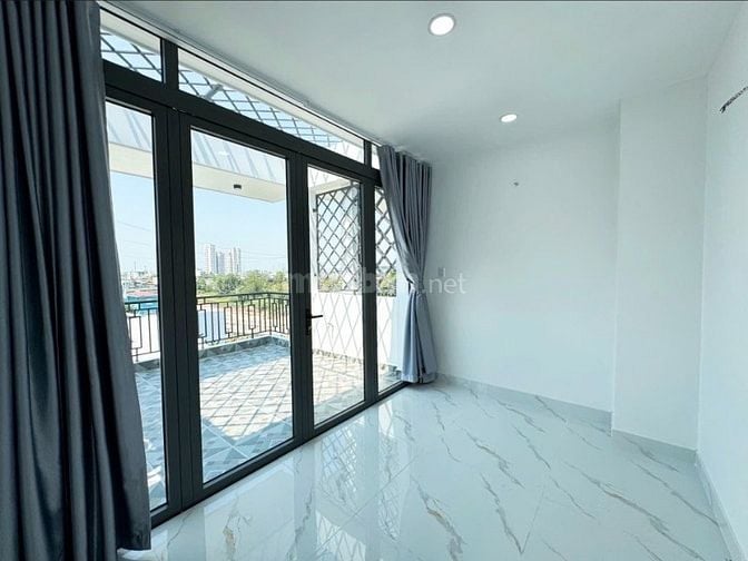 NHÀ BÌNH TÂN (4M x 13M) NGAY KHU Y TẾ KỸ THUẬT CAO. TẶNG FULL NỘI THẤT