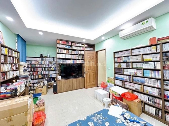 Bán Nhà Hai Bà Trưng, Yên Lạc, 150m, mt 6m, gara ô tô, thang máy
