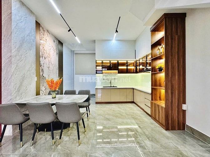 NHANH TAY SỞ HỮU NHÀ GIÁ RẺ tại Nguyễn Văn Đậu, Giá 3 tỷ 840 | 45m2