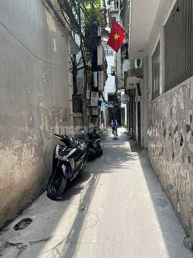 Hiếm lô góc Kim Ngưu ngõ thông 75m, 3 tầng, 13.3 tỷ