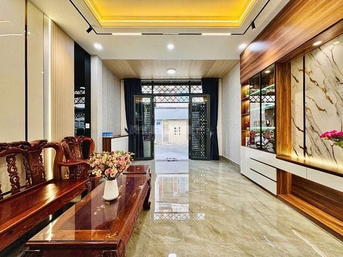 NHANH TAY SỞ HỮU NHÀ GIÁ RẺ tại Nguyễn Văn Đậu, Giá 3 tỷ 840 | 45m2