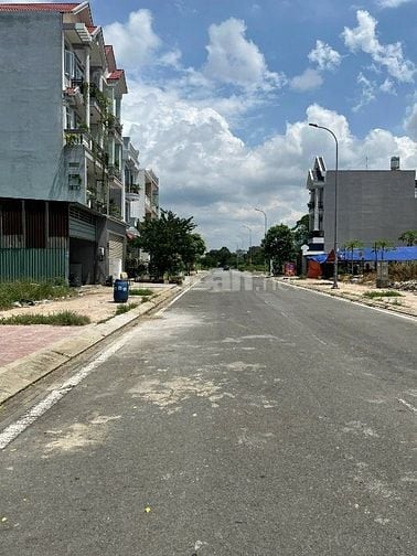 Bán đất 90m2 đường Suối Cái P.Linh Xuân, Thủ Đức giá 2 tỷ 150 triệu