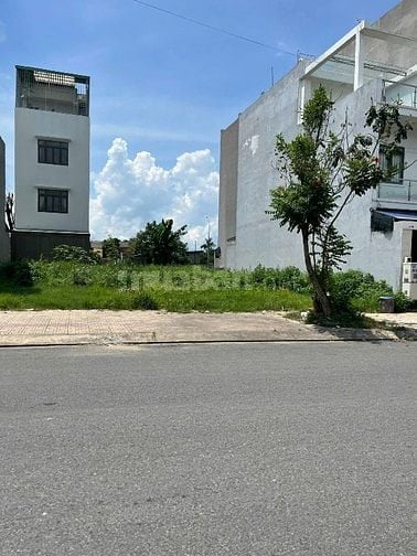 Bán đất 90m2 đường Suối Cái P.Linh Xuân, Thủ Đức giá 2 tỷ 150 triệu