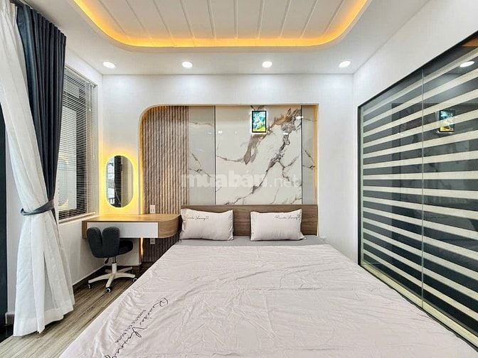 Nhà 4 lầu tuyệt đẹp CAO CẤP hẻm xe hơi 5m Bùi Quang Là, P12, Q.Gò Vấp.