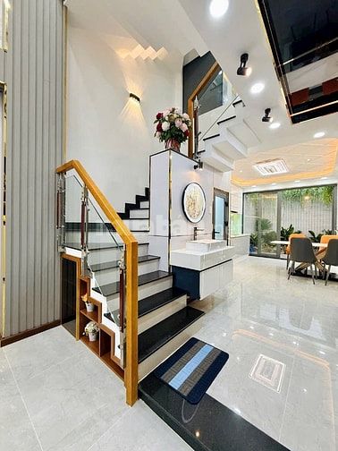 Nhà 4 lầu tuyệt đẹp CAO CẤP hẻm xe hơi 5m Bùi Quang Là, P12, Q.Gò Vấp.