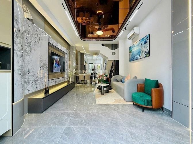 Nhà Trần Quang Diệu, Q3 – 53.8m², Giá 2 Tỷ 260, Sổ sẵn bán trong tháng