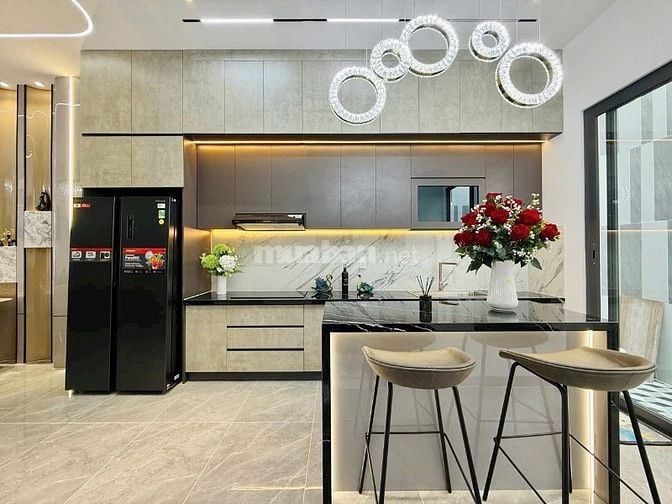 Nhà Trần Quang Diệu, Q3 – 53.8m², Giá 2 Tỷ 260, Sổ sẵn bán trong tháng