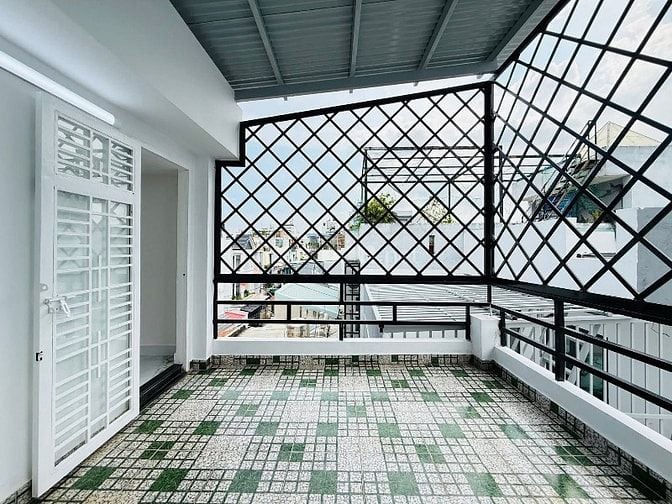 BÁN NHÀ 3 TẦNG ĐƯỜNG VÕ THỊ LIỄU, Q.12 GIÁ 2TỶ280 TẶNG FULL NỘI THẤT