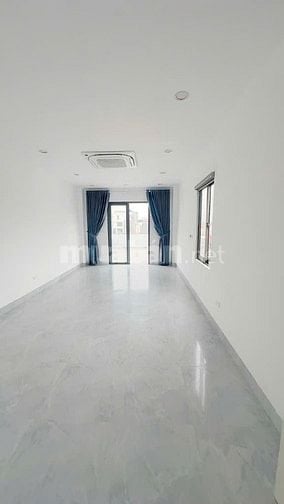 NHÀ MẶT PHỐ THANH XUÂN 8 TẦNG XÂY MỚI TINH, THANG MÁY XỊN XÒ