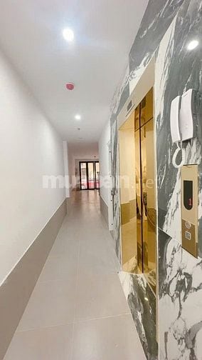 NHÀ MẶT PHỐ THANH XUÂN 8 TẦNG XÂY MỚI TINH, THANG MÁY XỊN XÒ