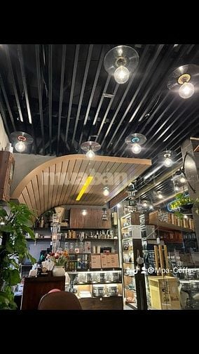 Sang quán cà phê mặt tiền 8m. 