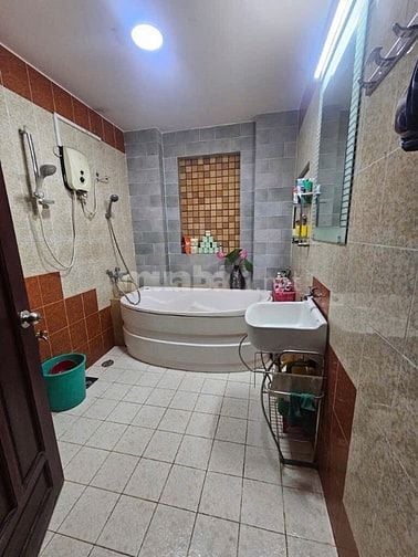 Bán nhà MT Dương Quang Đông P5. 5x20m 1 trệt 2 lầu ST