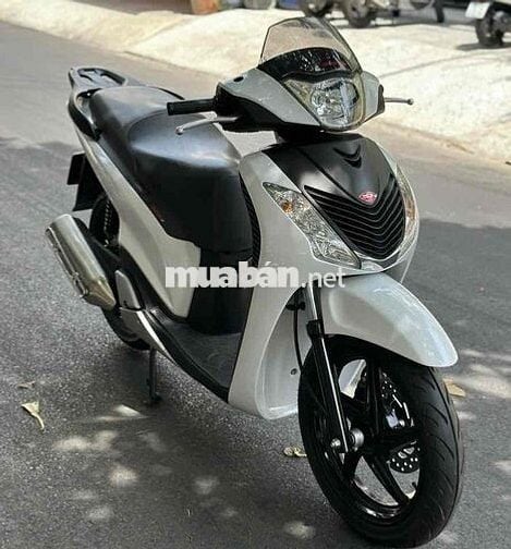 SH150 Fom Ý