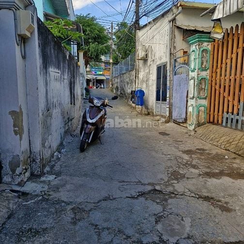 GIẢM SỐC CHỈ CÒN 5,5TỶ NHÀ LÃ XUÂN OAI, 156M2, 8X20, TNP A, QUẬN 9
