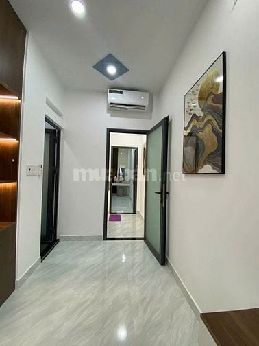 Bán nhà 48.9m2 Phạm Văn Hai, Tân Bình. Xây 1 trệt 3 lầu. Gần mặt tiền 