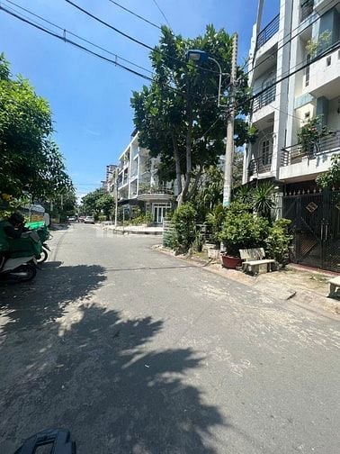 Mặt tiền 5m Không còn nhiều ở Quận 6. Đây là 1 trong số ít còn lại !