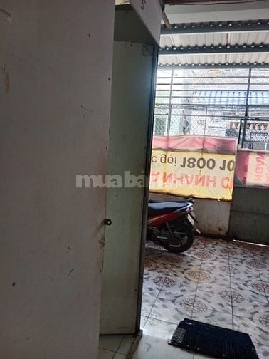 Phòng trọ riêng nhỏ , wc ngoài dùng chung ,GTD ,AN,1 người 1 xe 