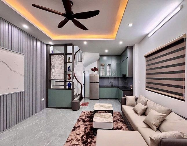 NHÀ MỚI - 2 THOÁNG - FULL NỘI THẤT - NGÕ THÔNG - Ở NGAY TẠI HAI BÀ TRƯ