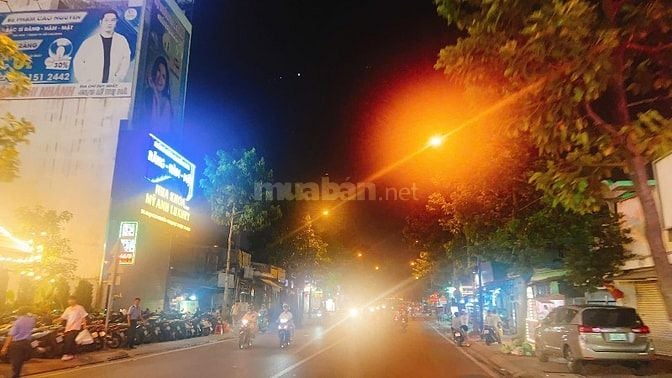 BÁN NHÀ SỔ HỒNG, FULL THỔ CƯ 100 %, MẶT TIỀN LÊ THỊ HÀ HÓC MÔN TPHCM