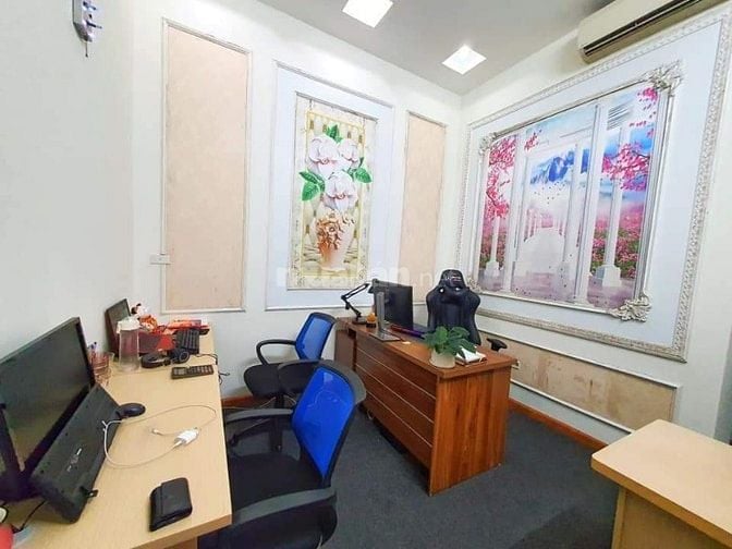 Bán gấp nhà riêng tại Nguyễn Khuyến, Kinh doanh đỉnh 19,5 tỷ .