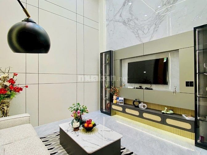 Nhà 80m² Bùi Quang Là, Gò Vấp – 2.4 Tỷ, Hẻm Xe Hơi, Sổ Hồng Riêng