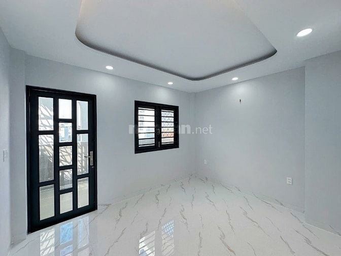 Nhà phố Tây Tứ Trạch ngay ngã tư bốn xã, giáp Tân Phú. chỉ 5 đồng hơn