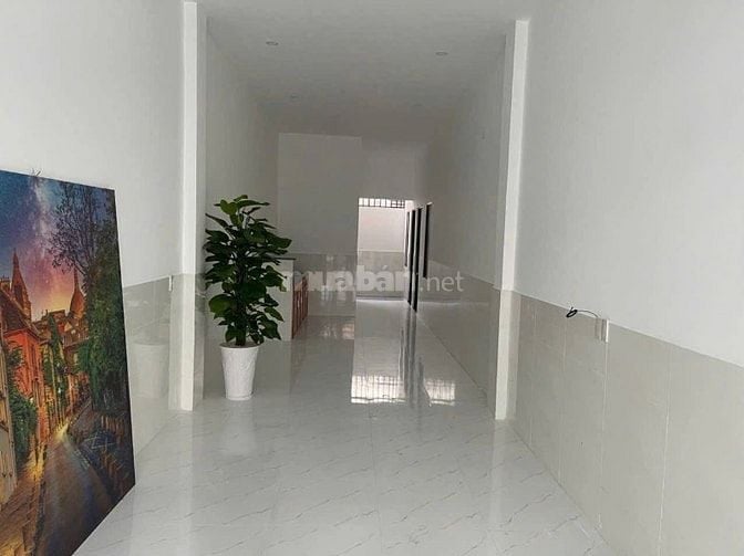 Bán nhà đẹp-DT80m2-3PN-ôtô đậu cửa-Đ2/4 vĩnh hoà-Nha Trang-chỉ 2tỷ8 